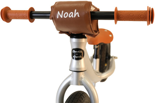 Optioneel: kinbeschermer met naam