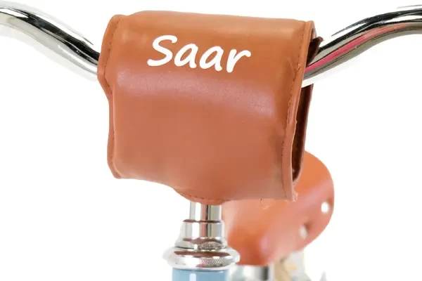 Optioneel: kinbeschermer met naam bruin