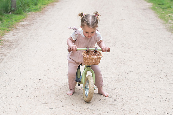 Evi is 1,5 jaar en 80 cm lang.