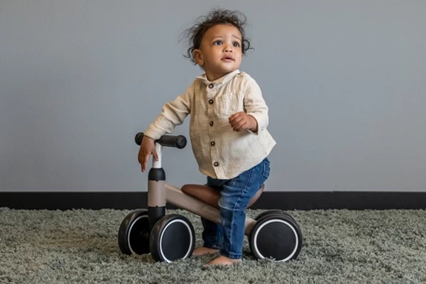 D'lehson is 1 jaar en 72 cm lang