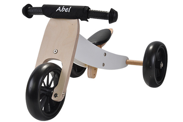 Optioneel: kinbeschermer met eigen naam.