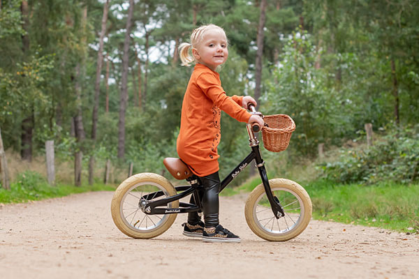 Esmee is 2 jaar oud en 92 cm lang
