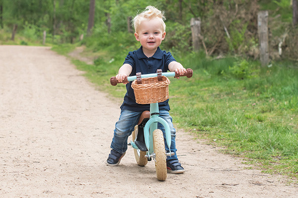 Sef is 2 jaar en 84 cm lang.