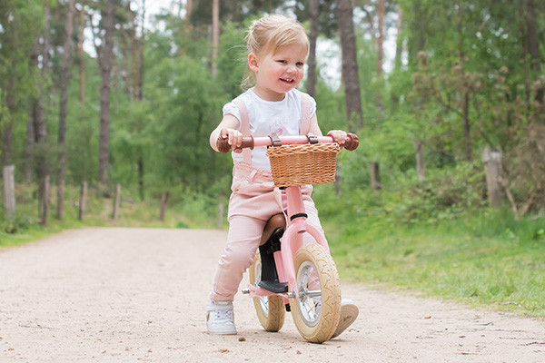 Lynn is 2,5 jaar en 90 cm lang.