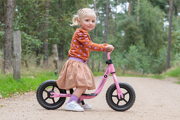Esmee is 2 jaar oud en 92 cm lang