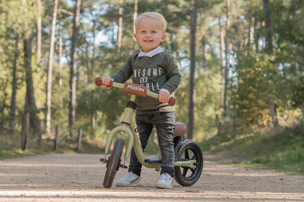 Maxim met de optionele bruine kinbeschermer