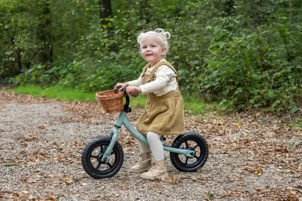 Lies is 2 jaar en 98 cm lang