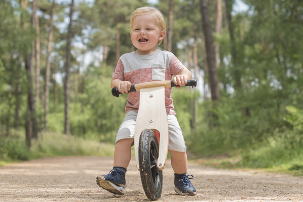 Lars is 2,5 jaar en 92 cm lang.