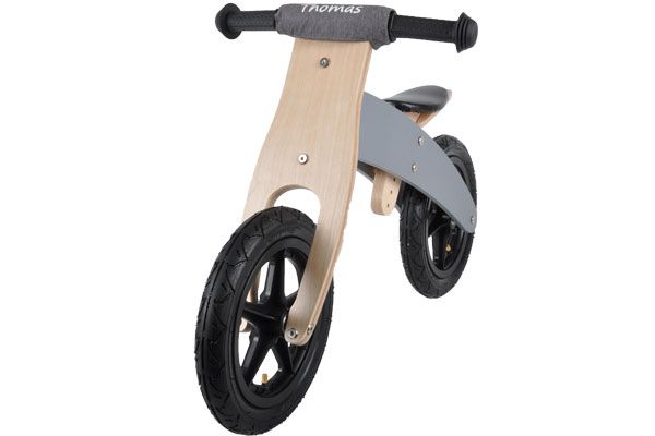 Optioneel: kinbeschermer met eigen naam.