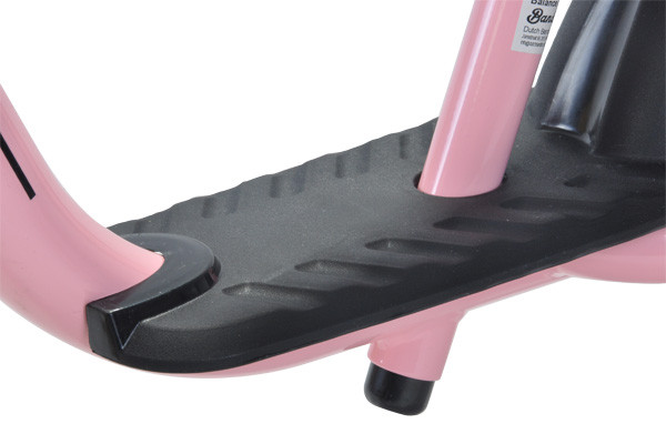 Voetenplank met veiligheidsspatbord.