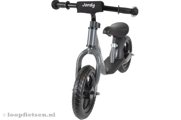 Optioneel: kinbeschermer met eigen naam.