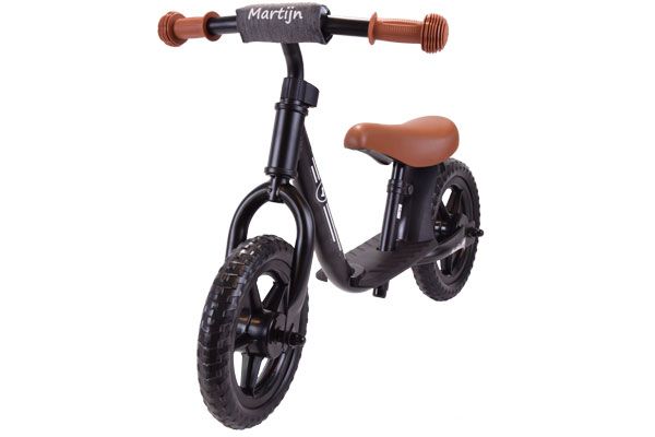 Optioneel: kinbeschermer met eigen naam.