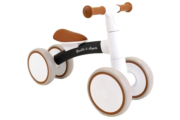 De loopfiets zonder mandje voorop