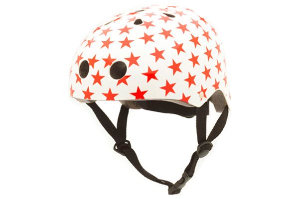 Witte helm met sterretjes van Coconuts.