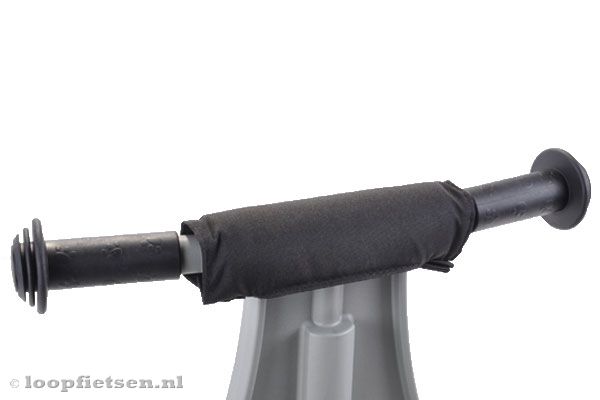 Optioneel verkrijgbaar: zwarte kinbeschermer.