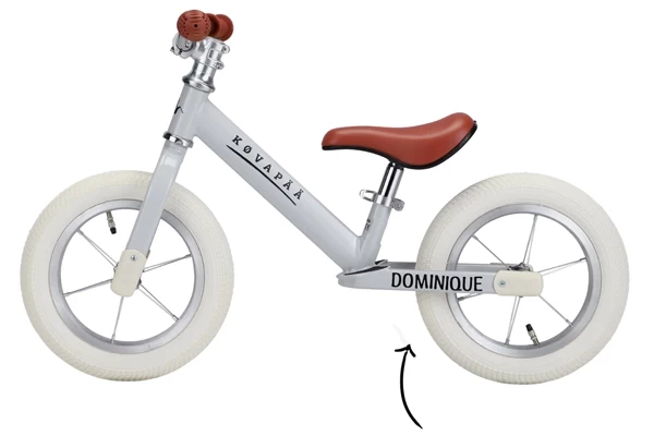 Met stickerset om te personaliseren