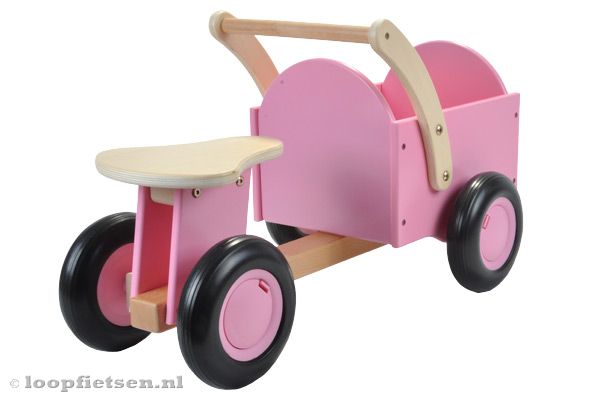 Geschikt voor meiden van 1 jaar.