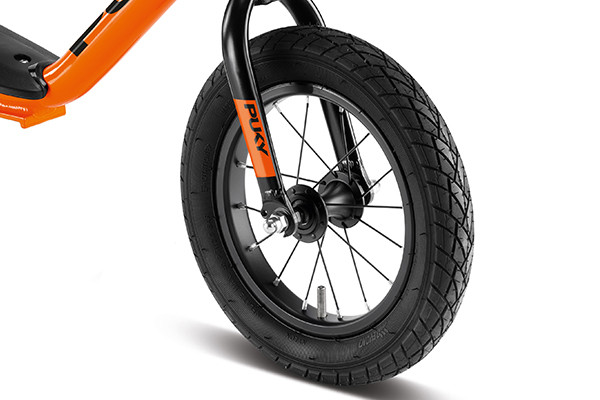 Voorzien van luchtbanden.