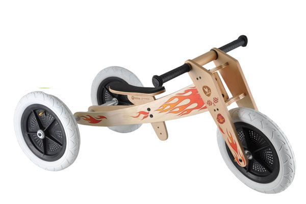 Wishbonebike Original 3 in 1 met vlammen.