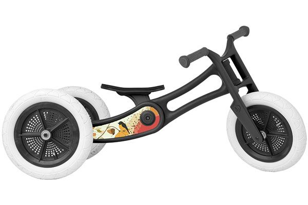 De Wishbonebike recycled nature 3 in 1 is al geschikt voor kinderen vanaf 1 jaar.
