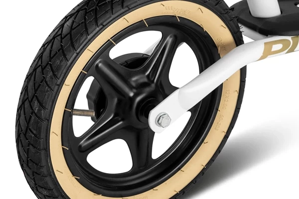 Skinwall banden: zwart met streep